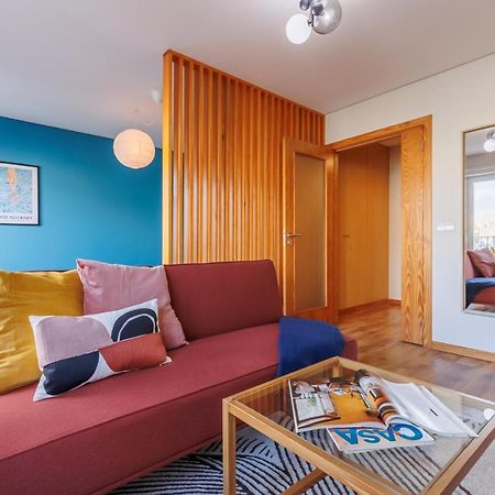 A Pop Of Color By Lovelystay Porto Exterior photo