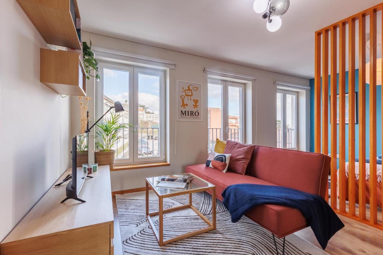 A Pop Of Color By Lovelystay Porto Exterior photo